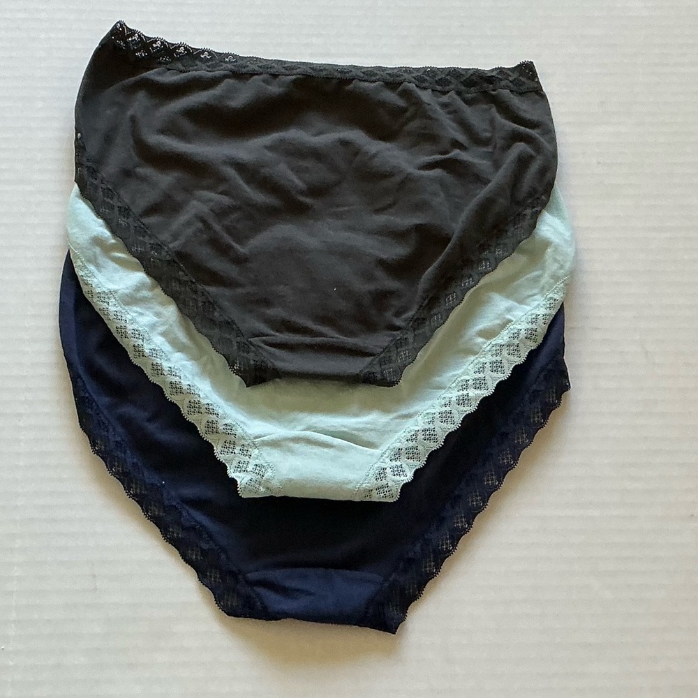 (3) Natori Bliss Perfection French Cut Brief Panty - Picture 6 of 6